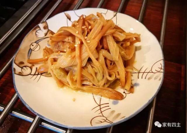 凉拌黄花菜的做法