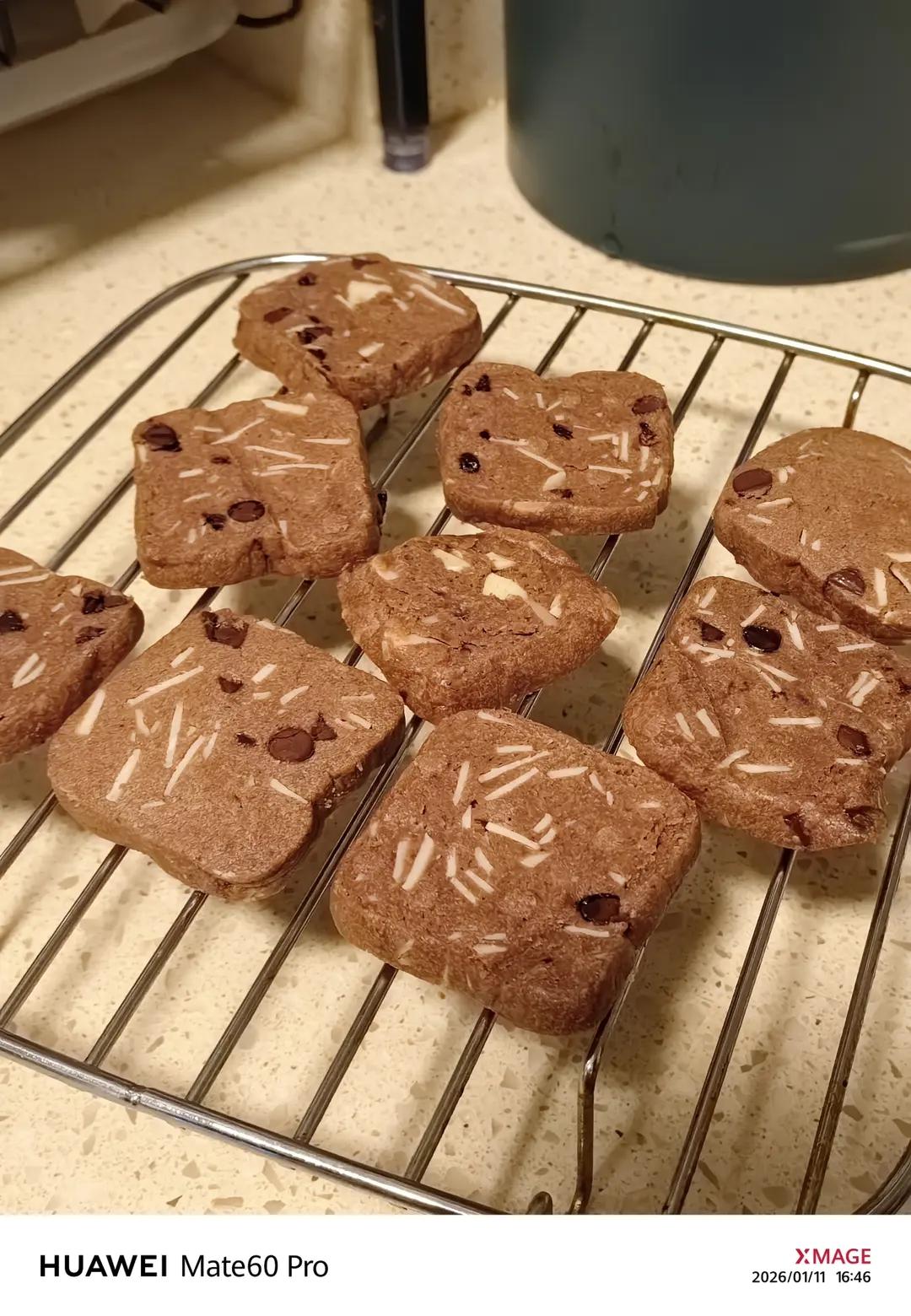 开店朋友给的配方，杏仁片巧克力豆曲奇➕蔓越莓曲奇