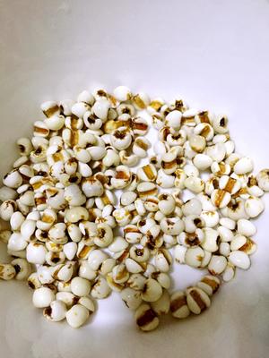 银耳南瓜薏米羹的做法 步骤3
