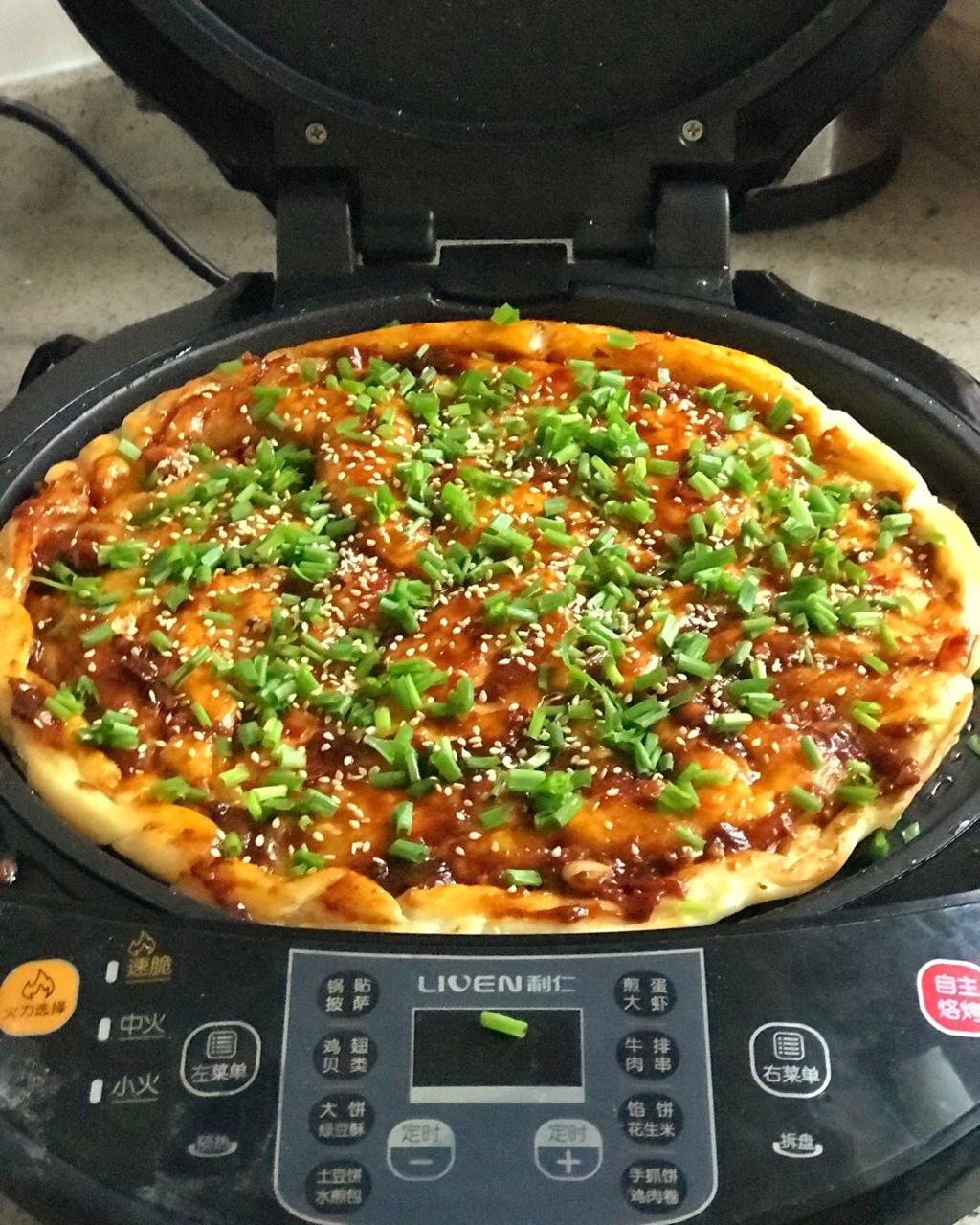 酱香饼 Spicy Soy Pancake