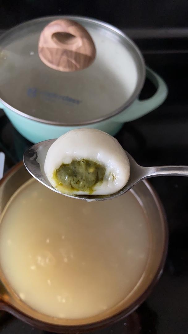 抹茶白巧克力汤圆（Matcha White Chocolate Tangyuan)