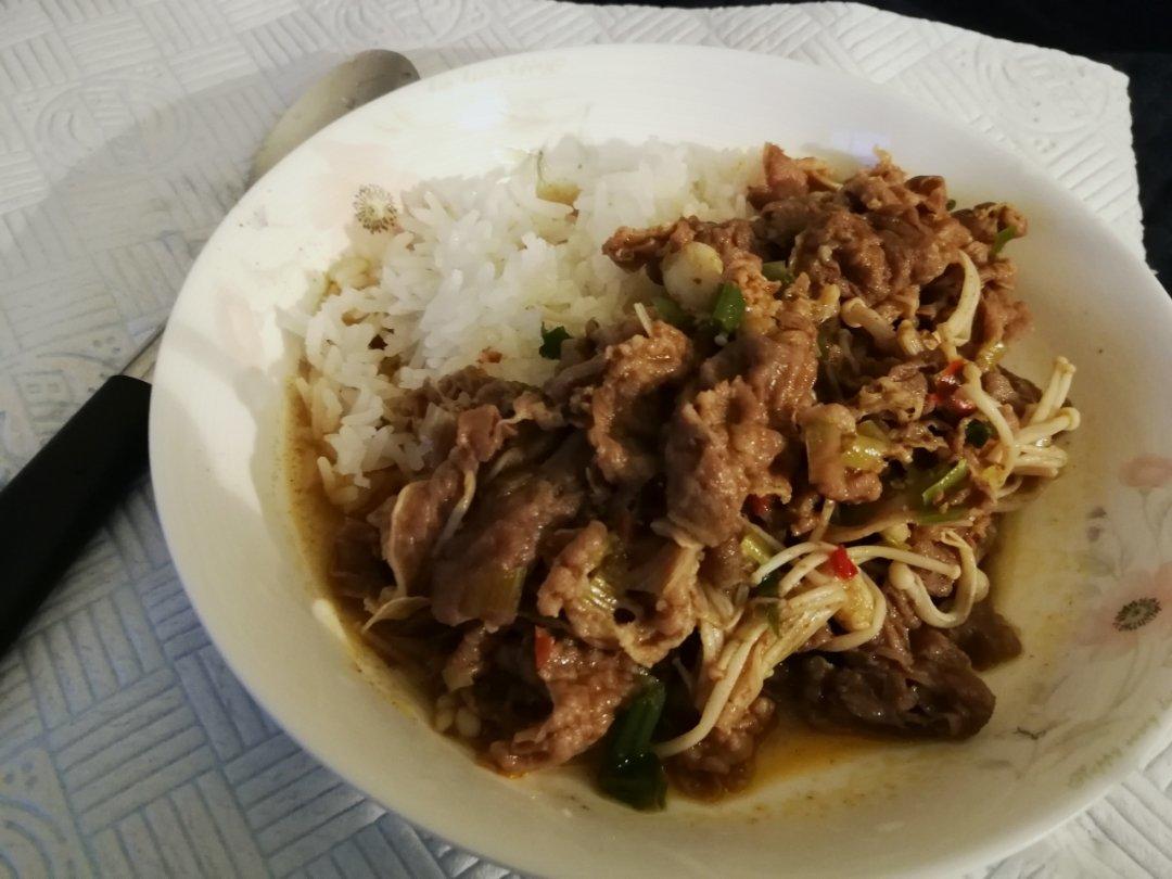 肥牛金针菇