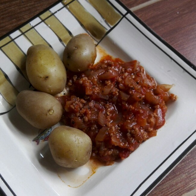 香烤土豆佐秘制红酱