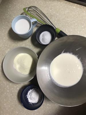 奶味超浓的牛奶雪糕的做法 步骤1