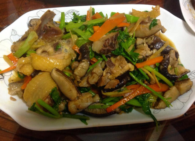 香菇炒鸡