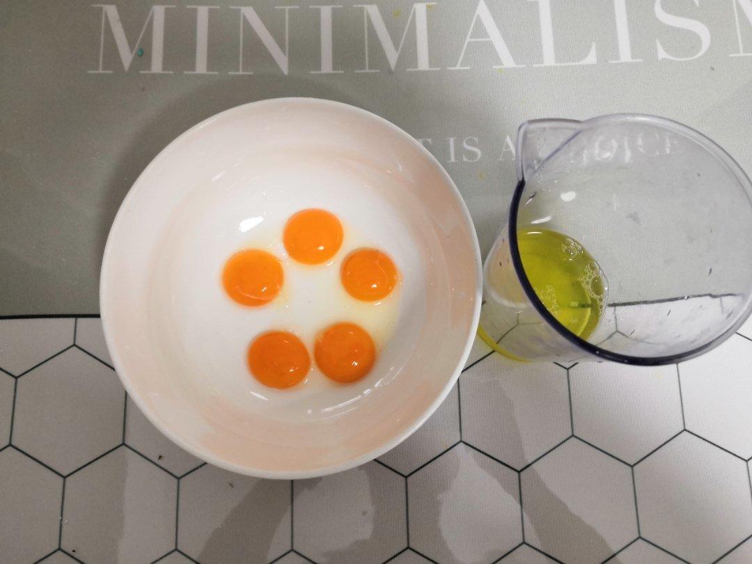 烤箱做蛋糕（戚风蛋糕的做法）