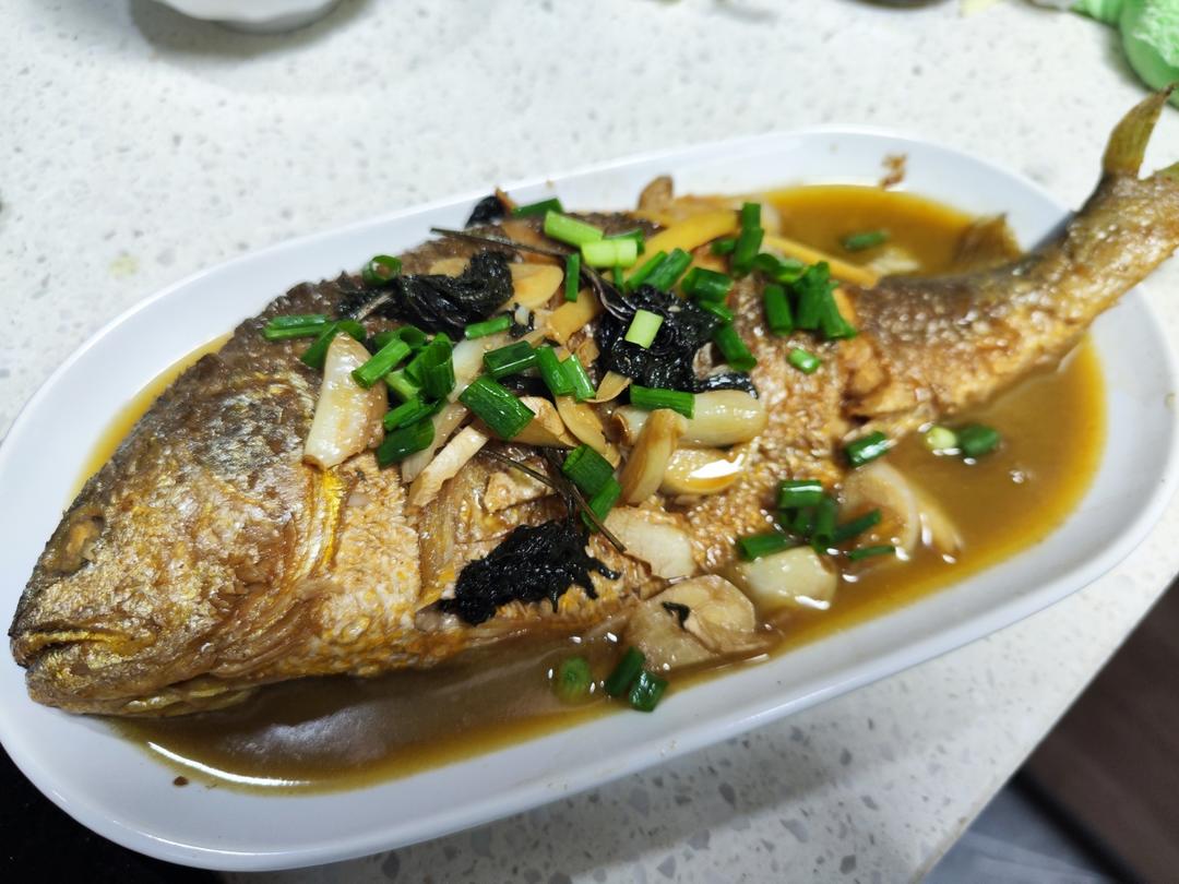 红烧大黄鱼