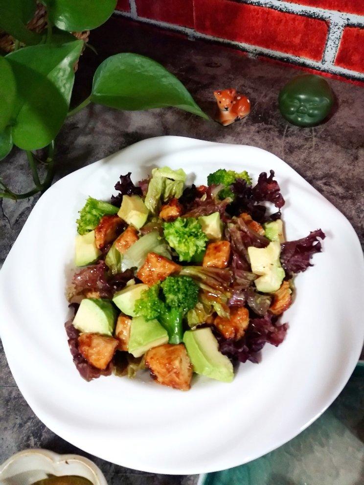 减脂黑胡椒鸡肉沙拉