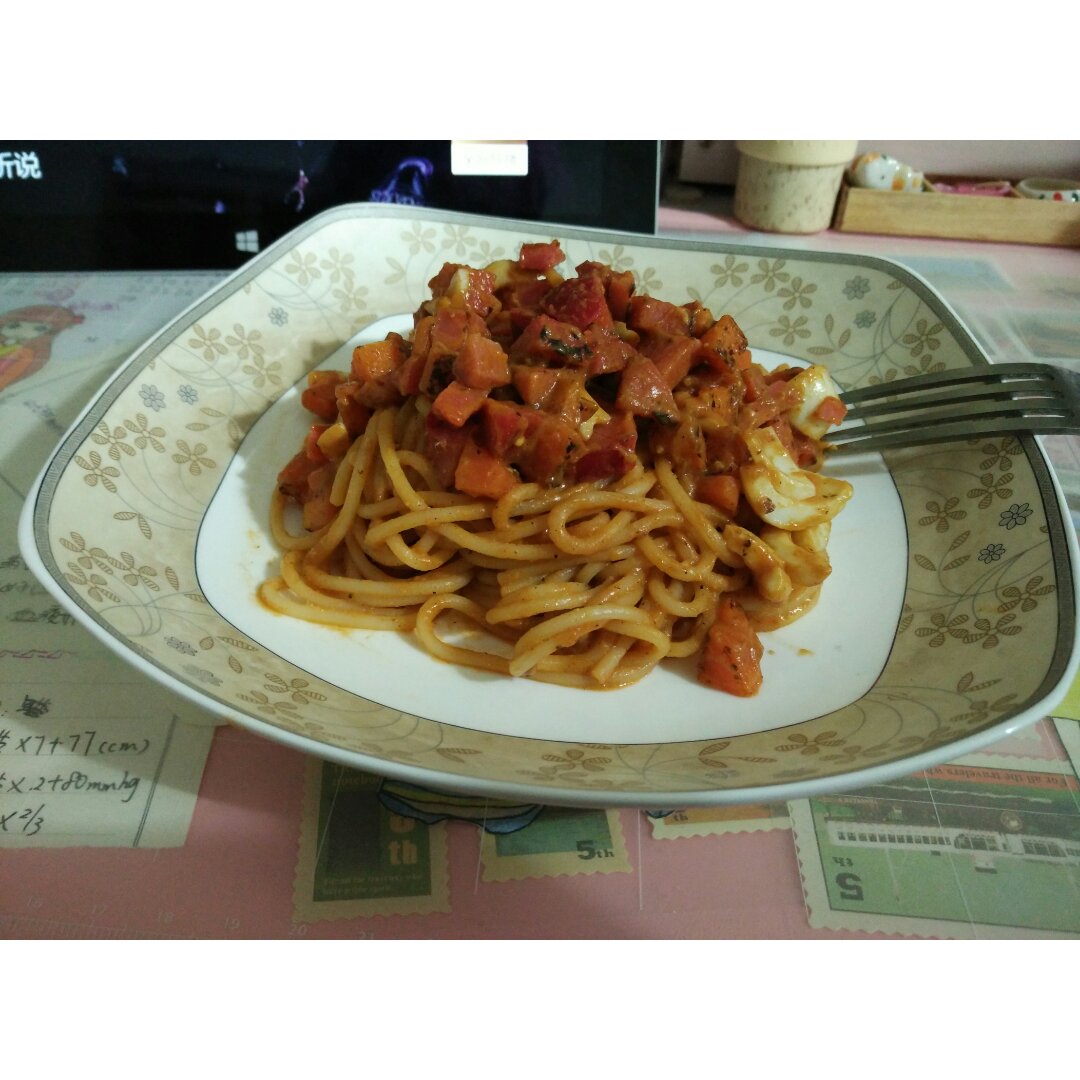 蕃茄蘑菇肉酱意大利面