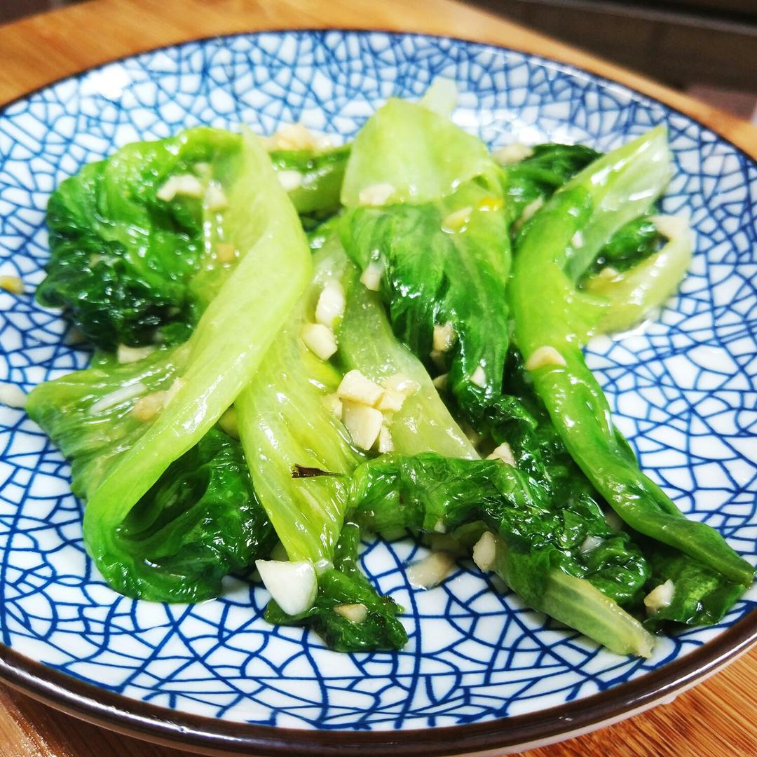 青青青果果果果做的蒜蓉炒生菜