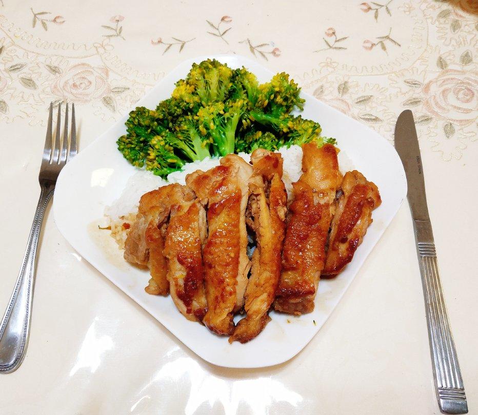 照烧蒜香版鸡腿饭的做法