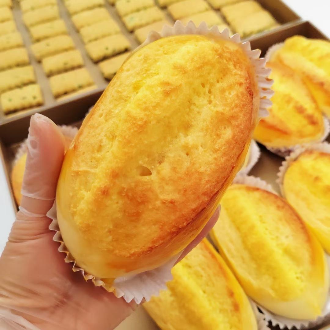 椰香鲜奶面包