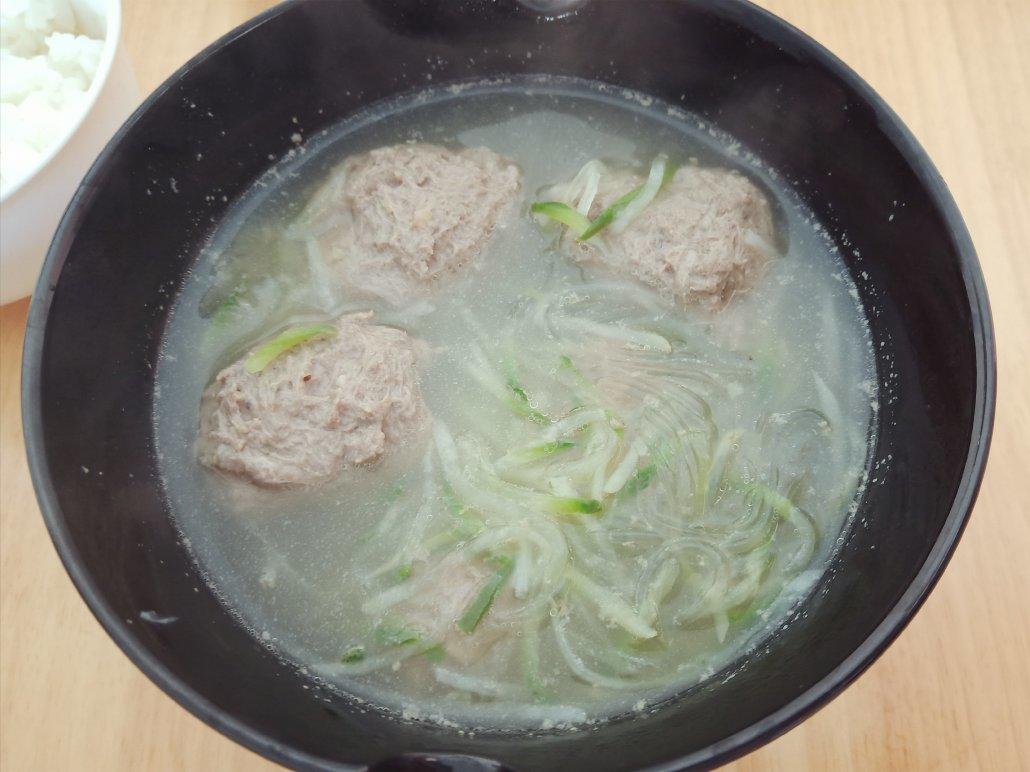 羊肉丸子萝卜粉丝汤