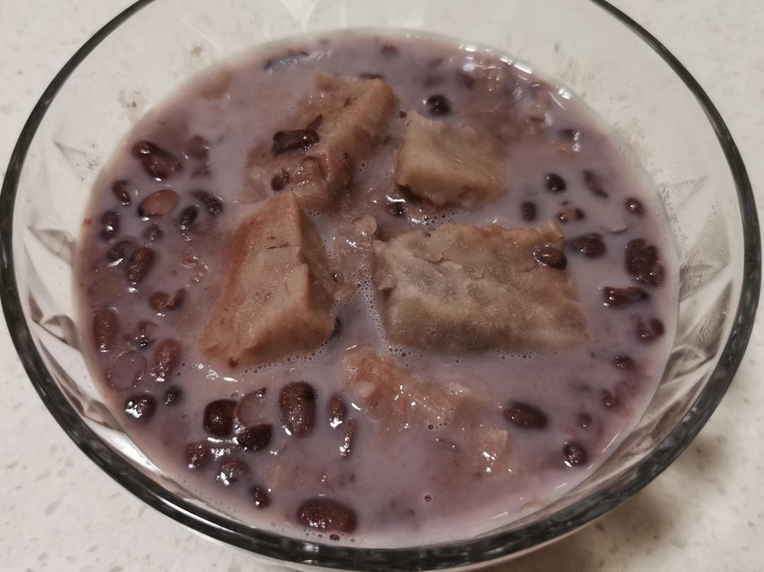 比奶茶还好喝的奶香芋头红豆汤