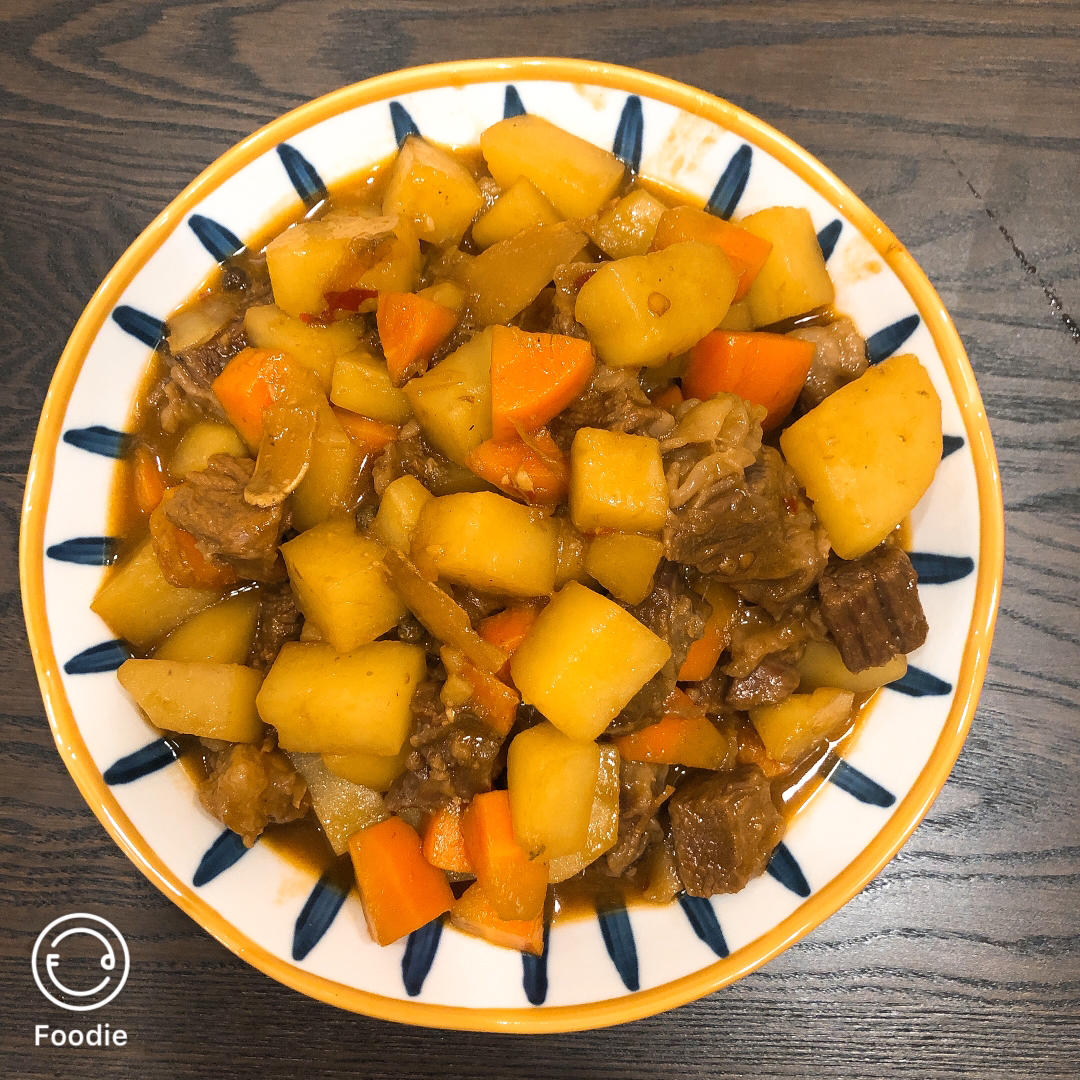 土豆焖牛腩
