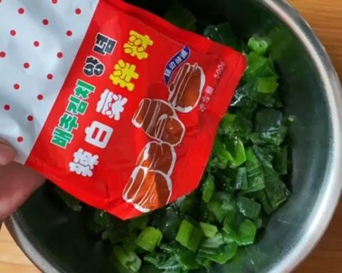 大葱叶 拌菜的做法 步骤6