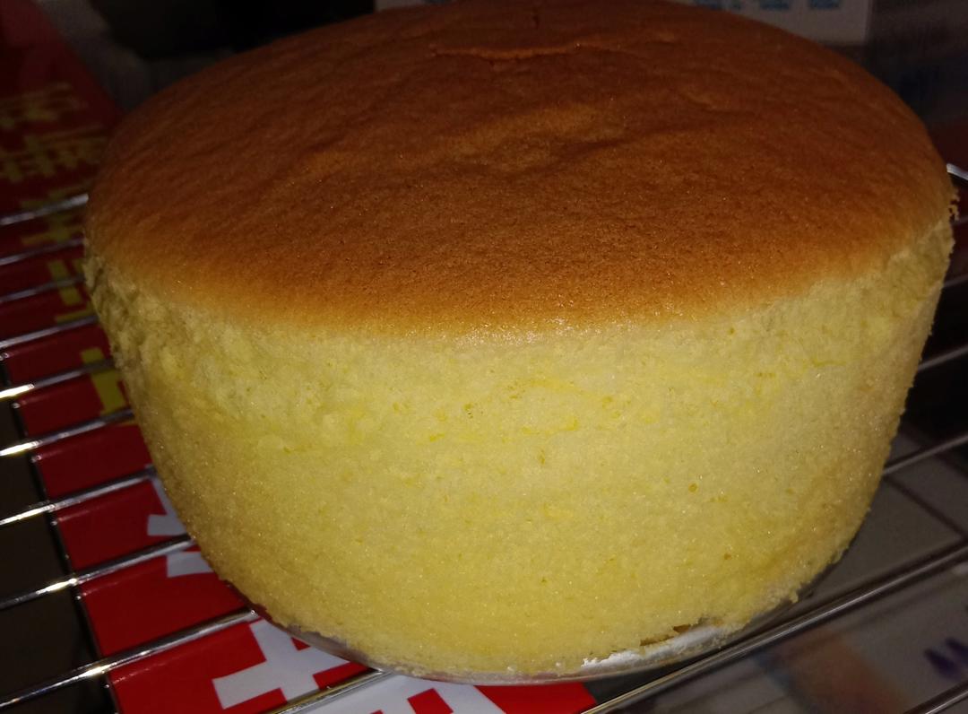 堪比柯基屁股
爆浆芝士🧀古早蛋糕