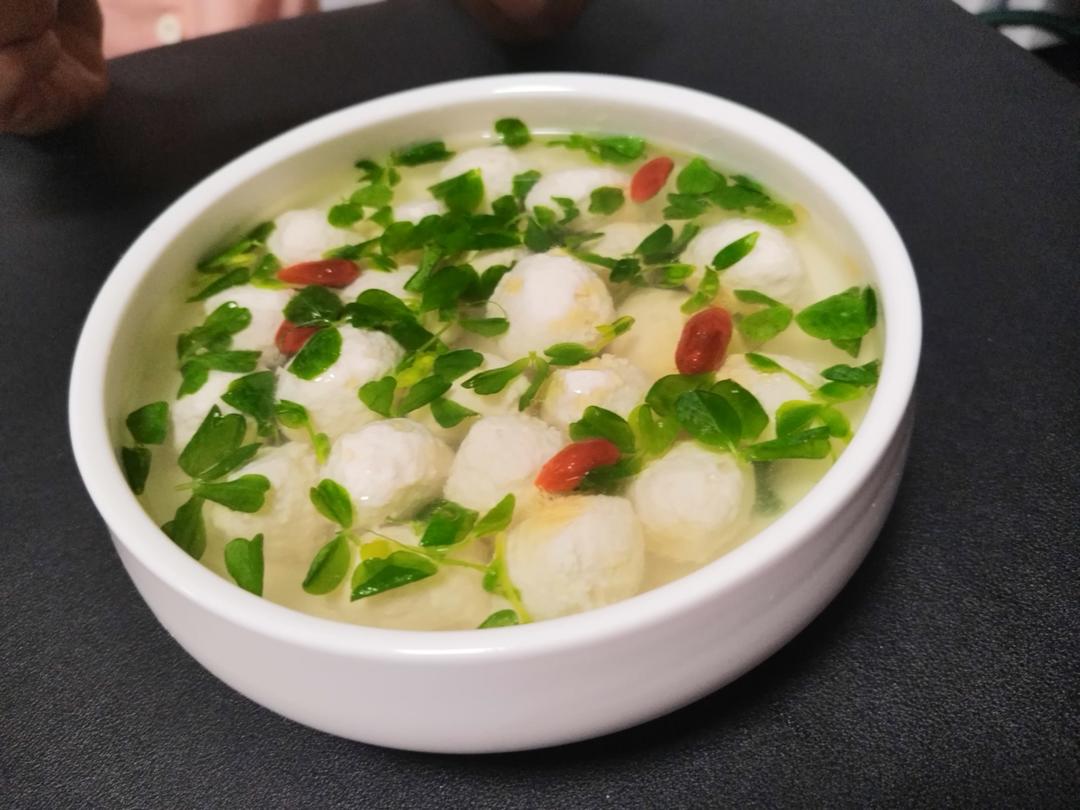 清汤鸡肉丸