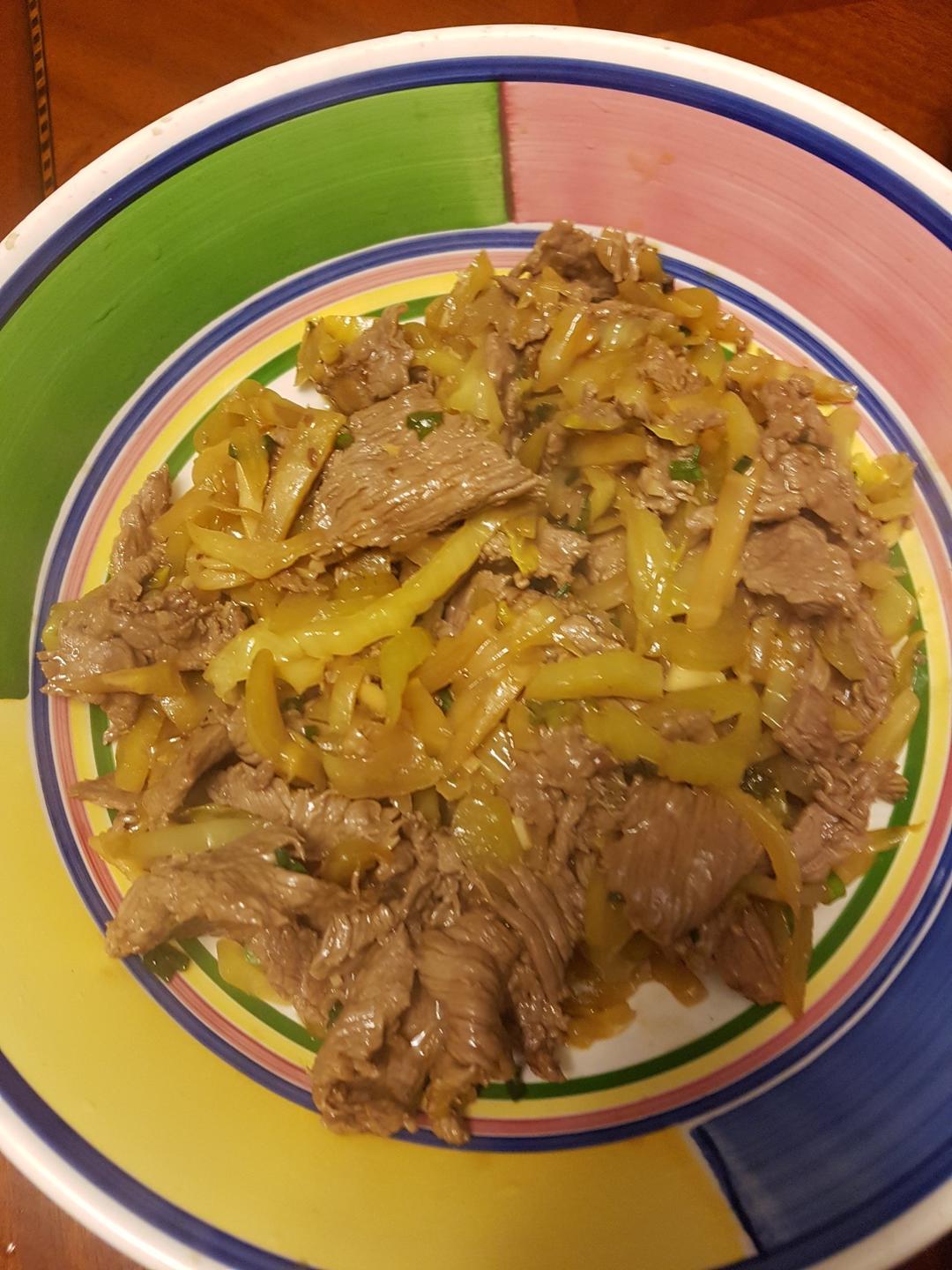 牛肉炒酸菜