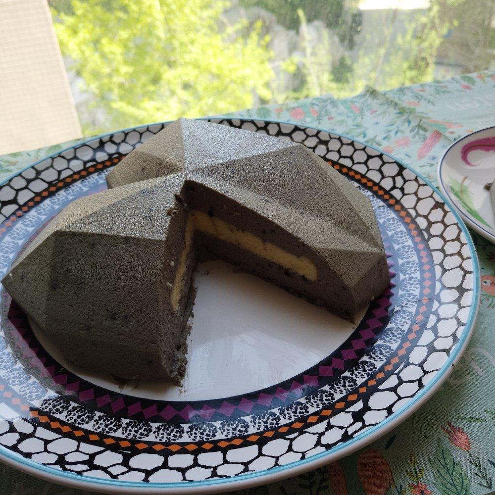 爱心钻石桑葚酸奶慕斯蛋糕