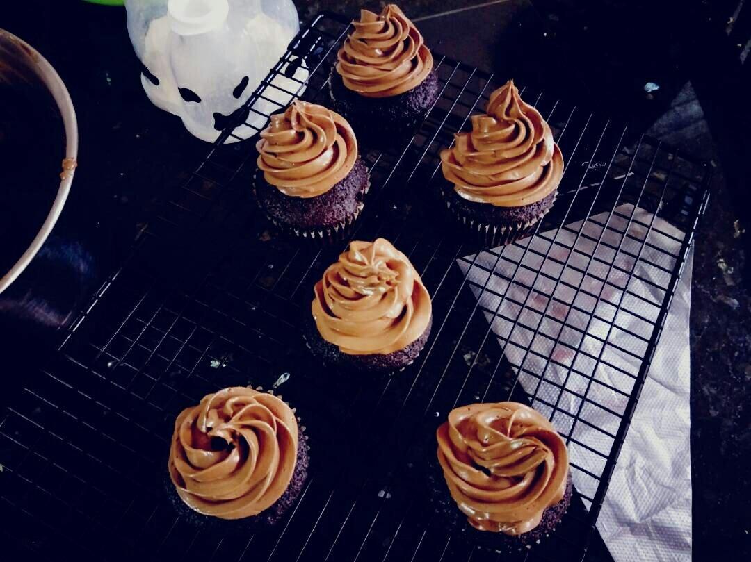 优雅烘焙第68集：情人节重磅武器---巧克力纸杯蛋糕