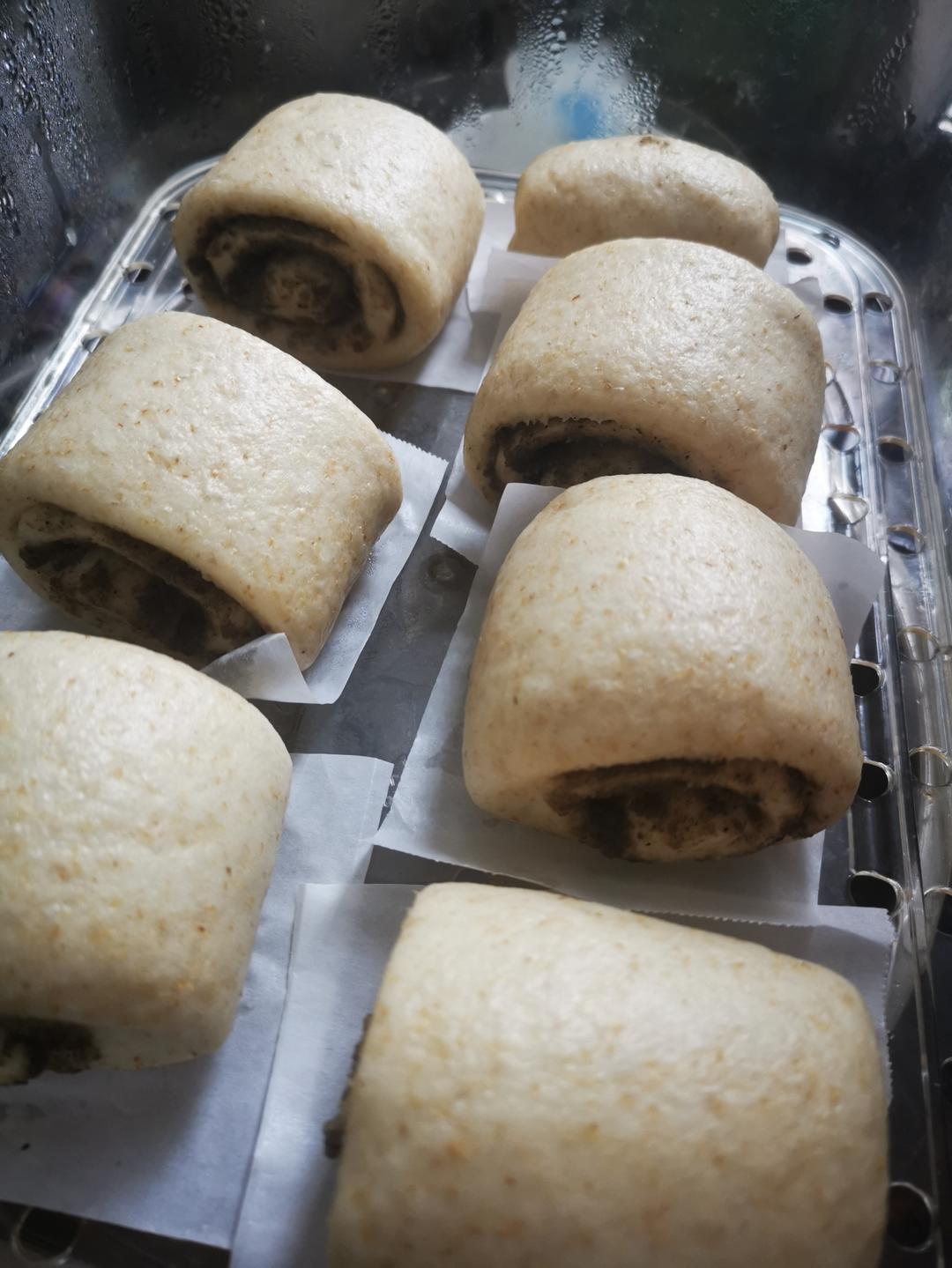 黑芝麻花生卷馒头