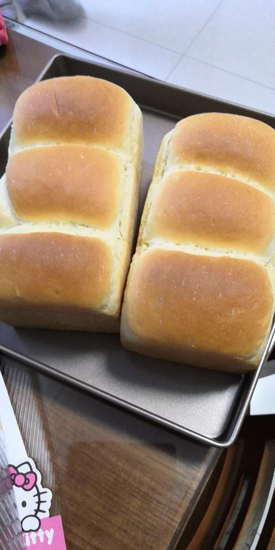 手撕炼乳吐司