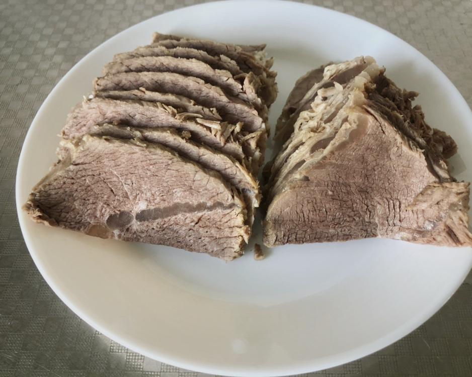 低脂轻食:盐水牛肉【厨房小白版】的做法
