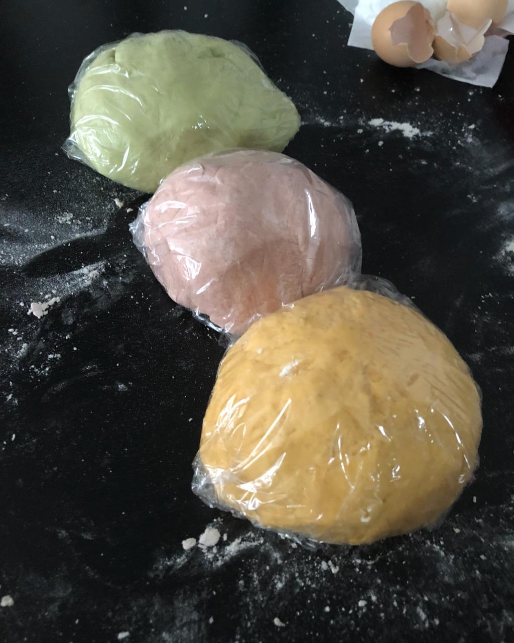 彩色水饺