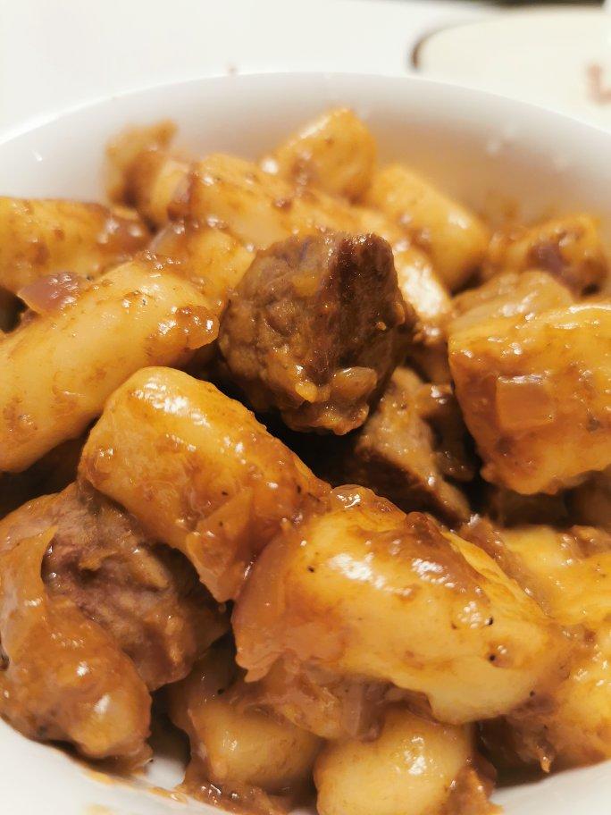 黑椒年糕牛肉粒