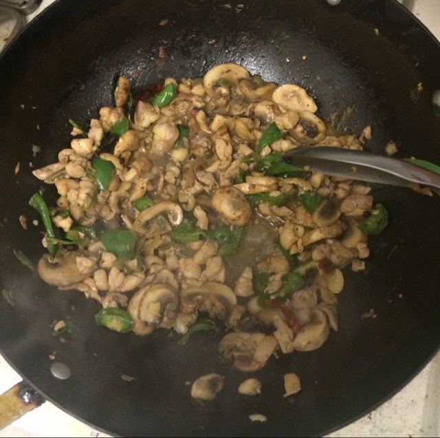 青椒炒鸡腿肉（大厨级别）