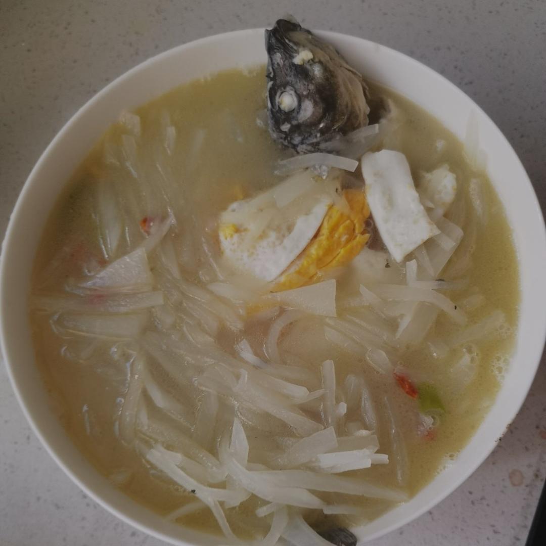 这样做的鲫鱼汤超好喝，奶白奶白的