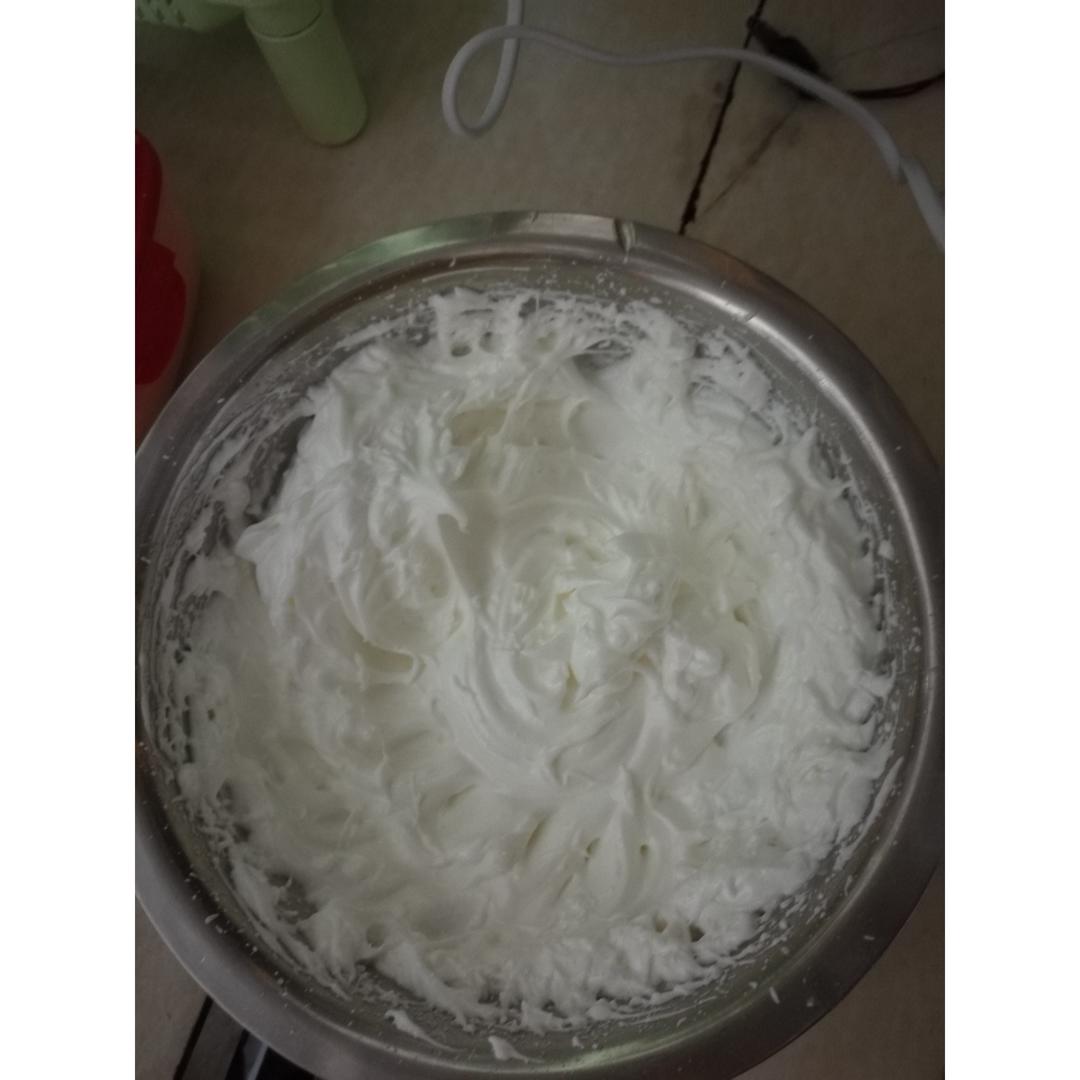 烤箱做蛋糕（戚风蛋糕的做法）