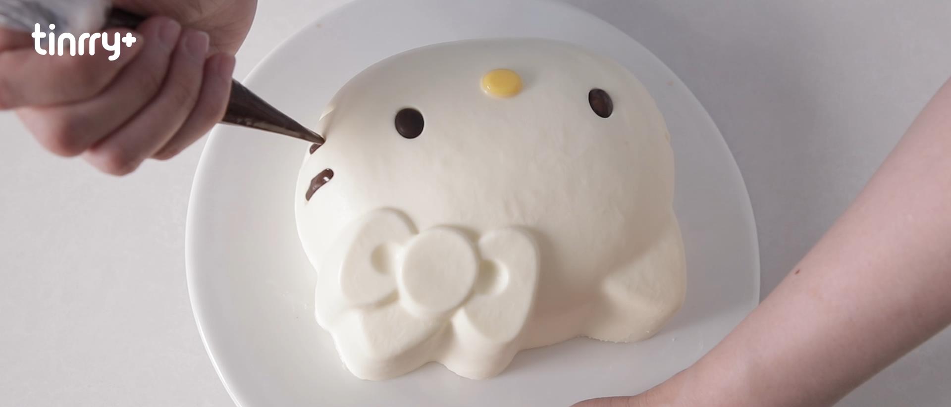 《Tinrry+》超顺滑奶香浓郁的Kitty酸奶芝士慕斯蛋糕的做法 步骤20