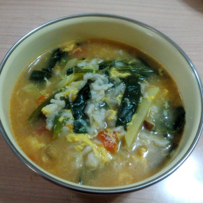 西红柿鸡蛋疙瘩汤