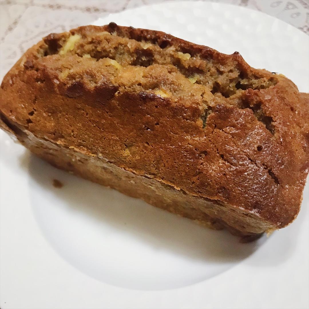 焦糖苹果磅蛋糕