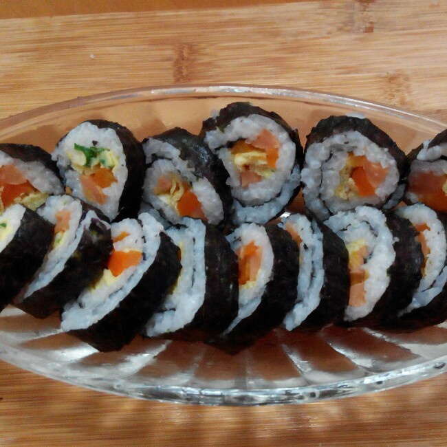 紫菜卷寿司