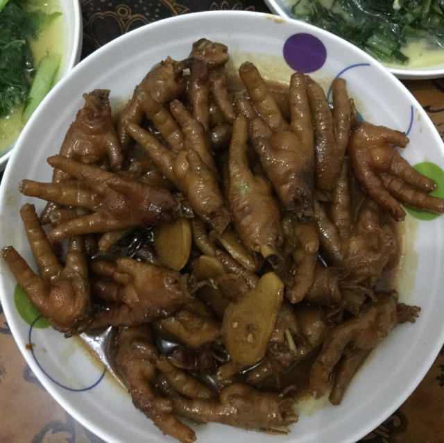 红烧鸡爪