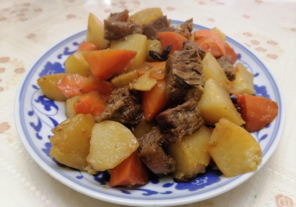 土豆烧牛肉