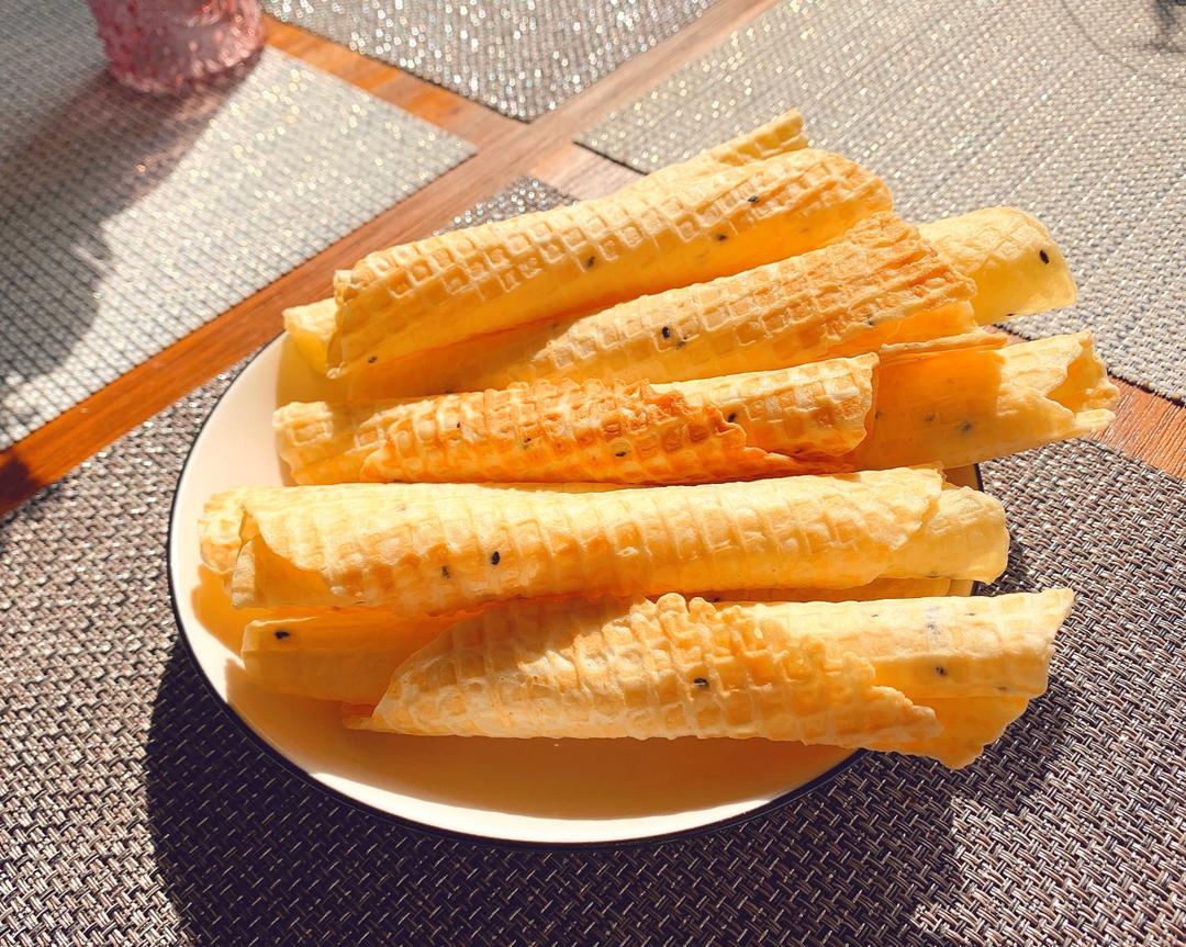 小时候的味道，香甜酥脆的芝麻蛋卷！的做法