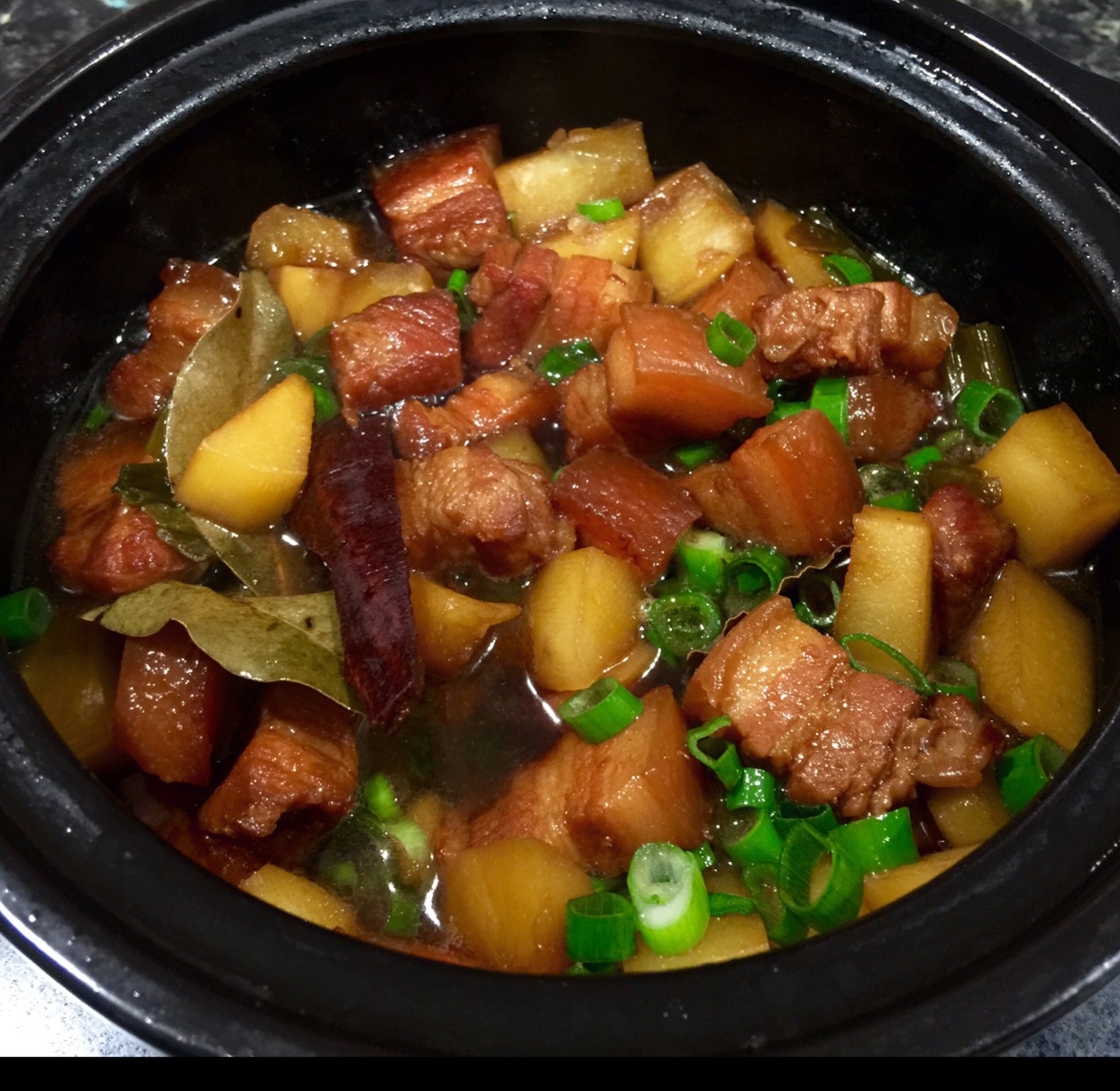 土豆红烧肉