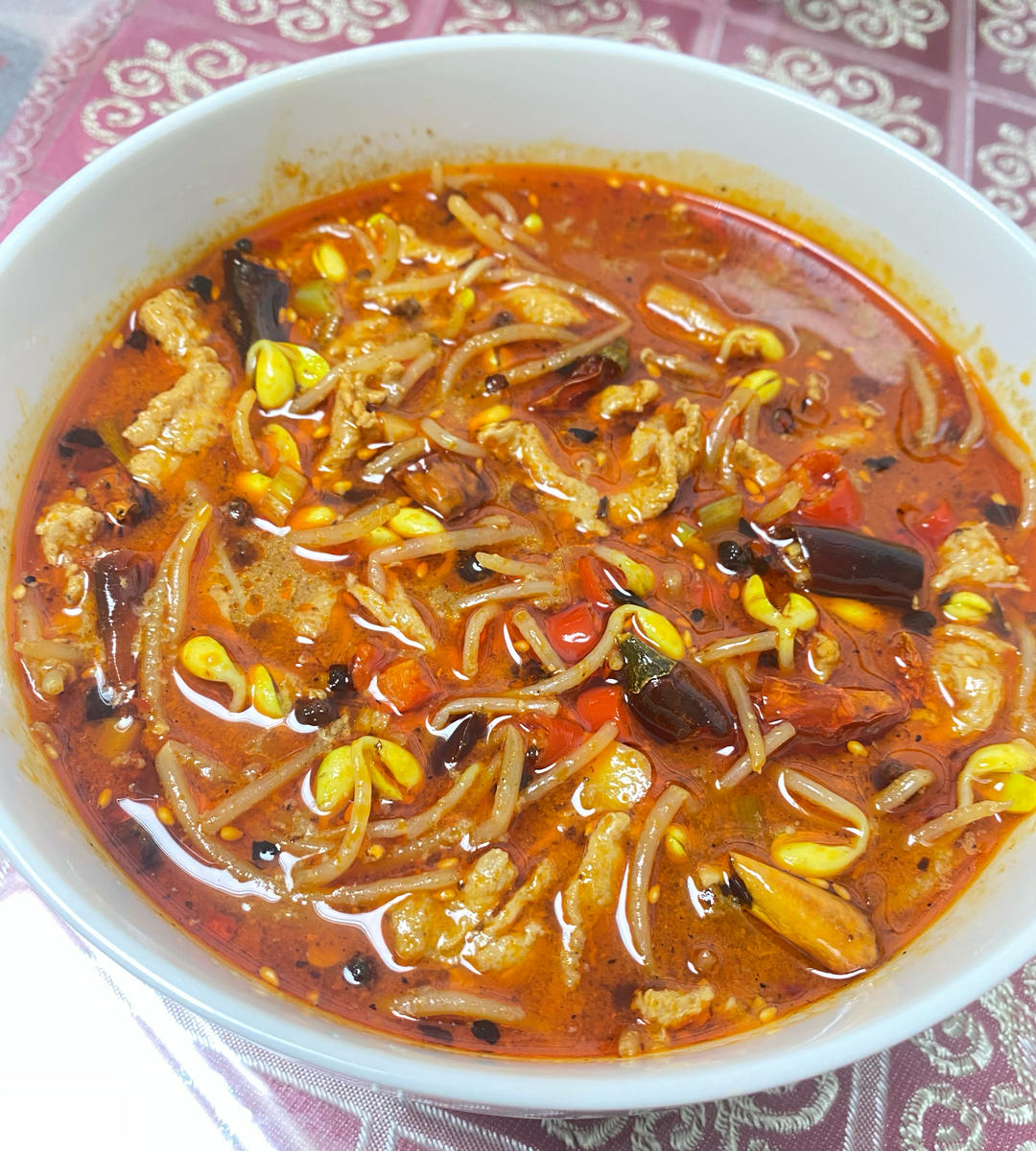 厨师长教你：“水煮肉片”的正宗做法，这味道真的很四川
