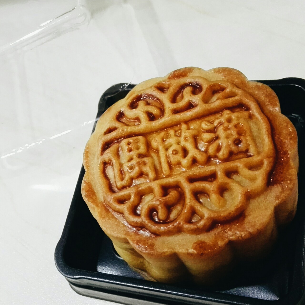 广式月饼—蛋黄莲蓉月饼