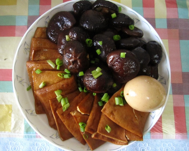 卤香菇