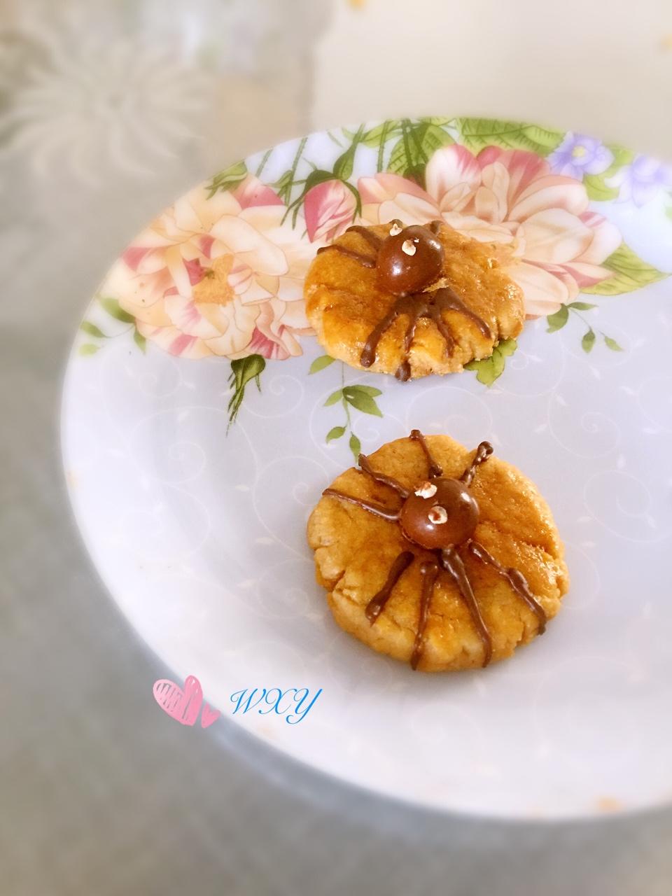 万圣节蜘蛛花生酱曲奇