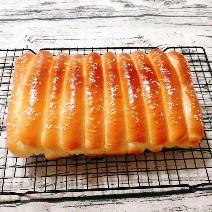 会拉丝排包——这是面包中最基础的面团的做法