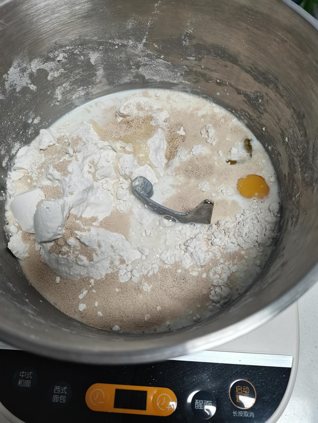 纯奶手撕吐司的做法 步骤1