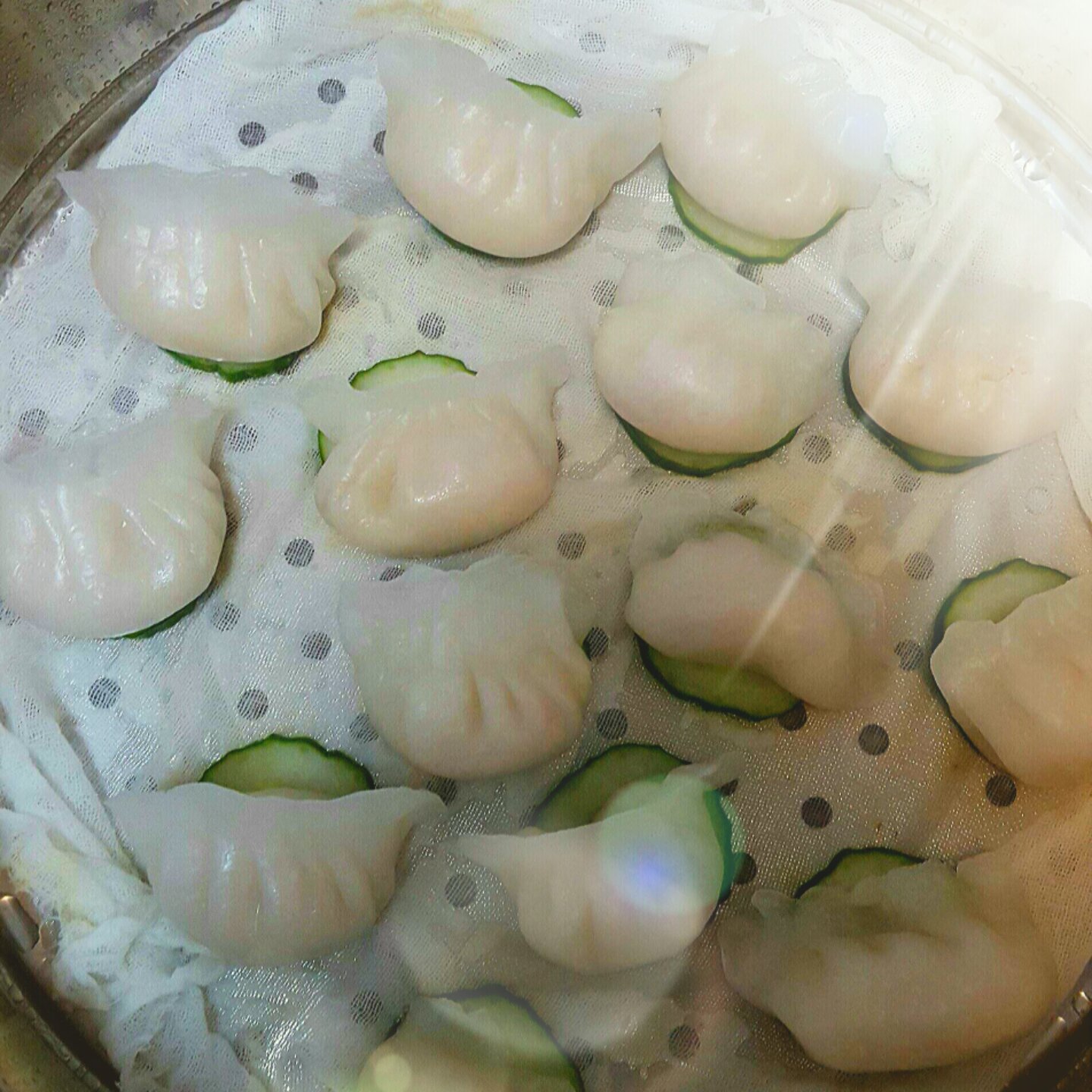 弯梳虾饺