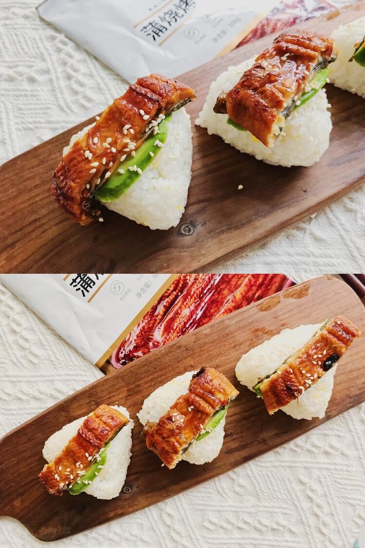 ‼️蒲烧鳗鱼牛油果🥑饭团🍙的做法
