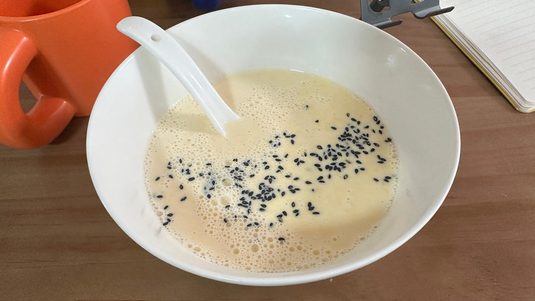 牛奶鸡蛋醪糟（酒酿甜品，不加小苏打的版本）